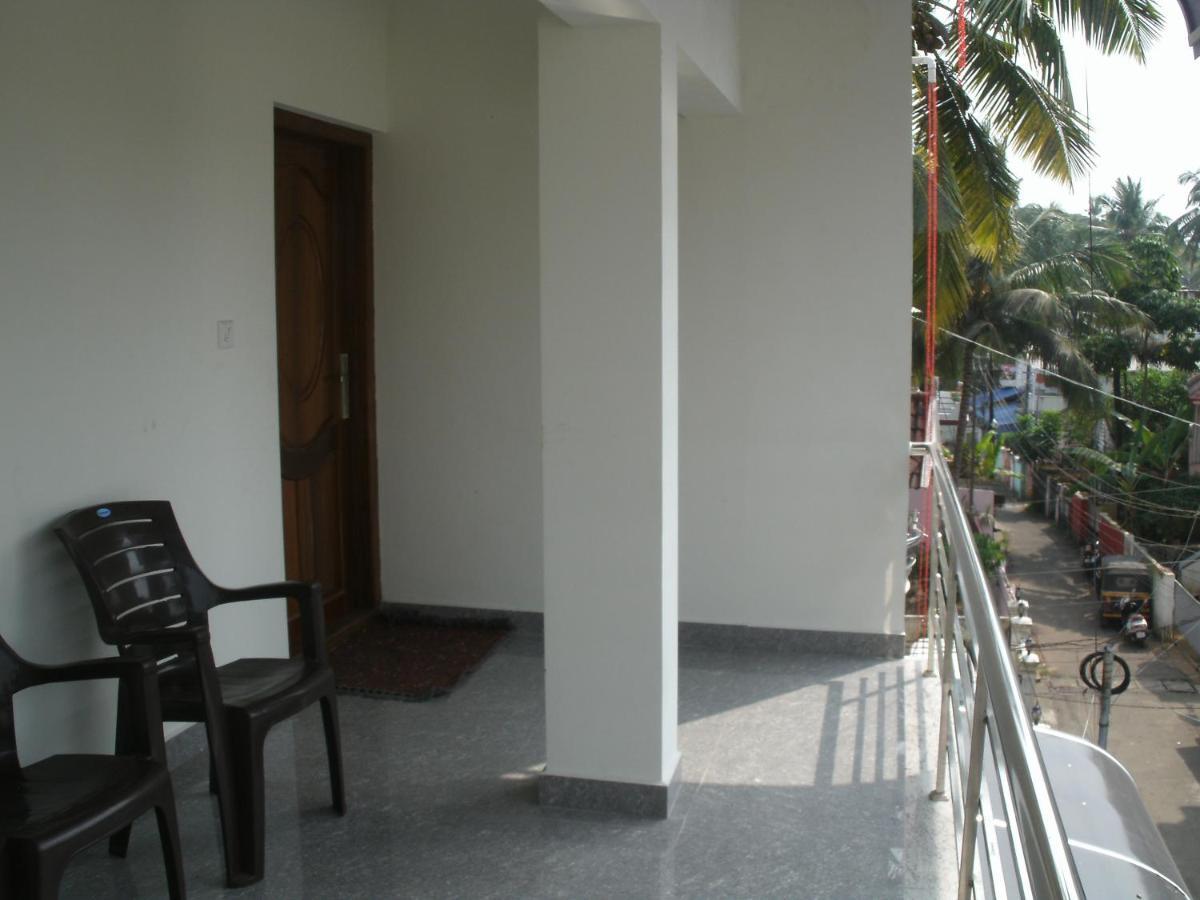 Jacaranda Holiday Home Kochi Exterior foto